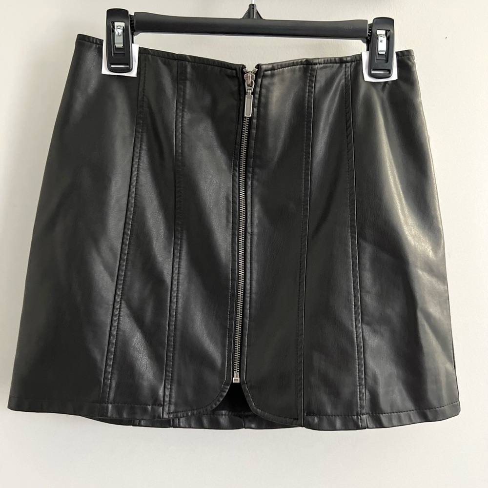 🌻🆕FREE PEOPLE Layla Vegan Mini Skirt-Size 10 - Picture 14 of 16